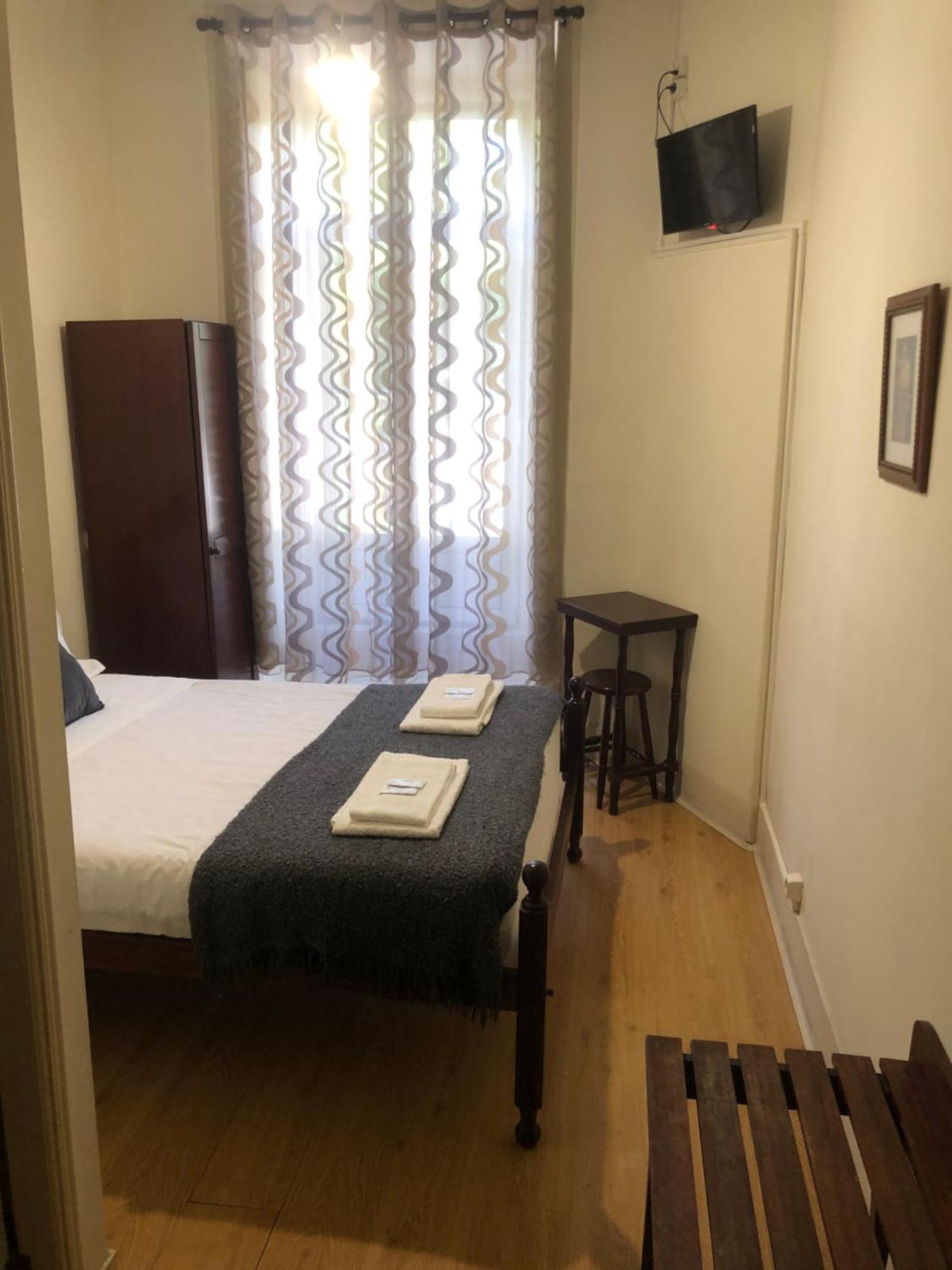 Apartamento Coracoes Unidos "A Pensao" Alcobaça Exterior foto