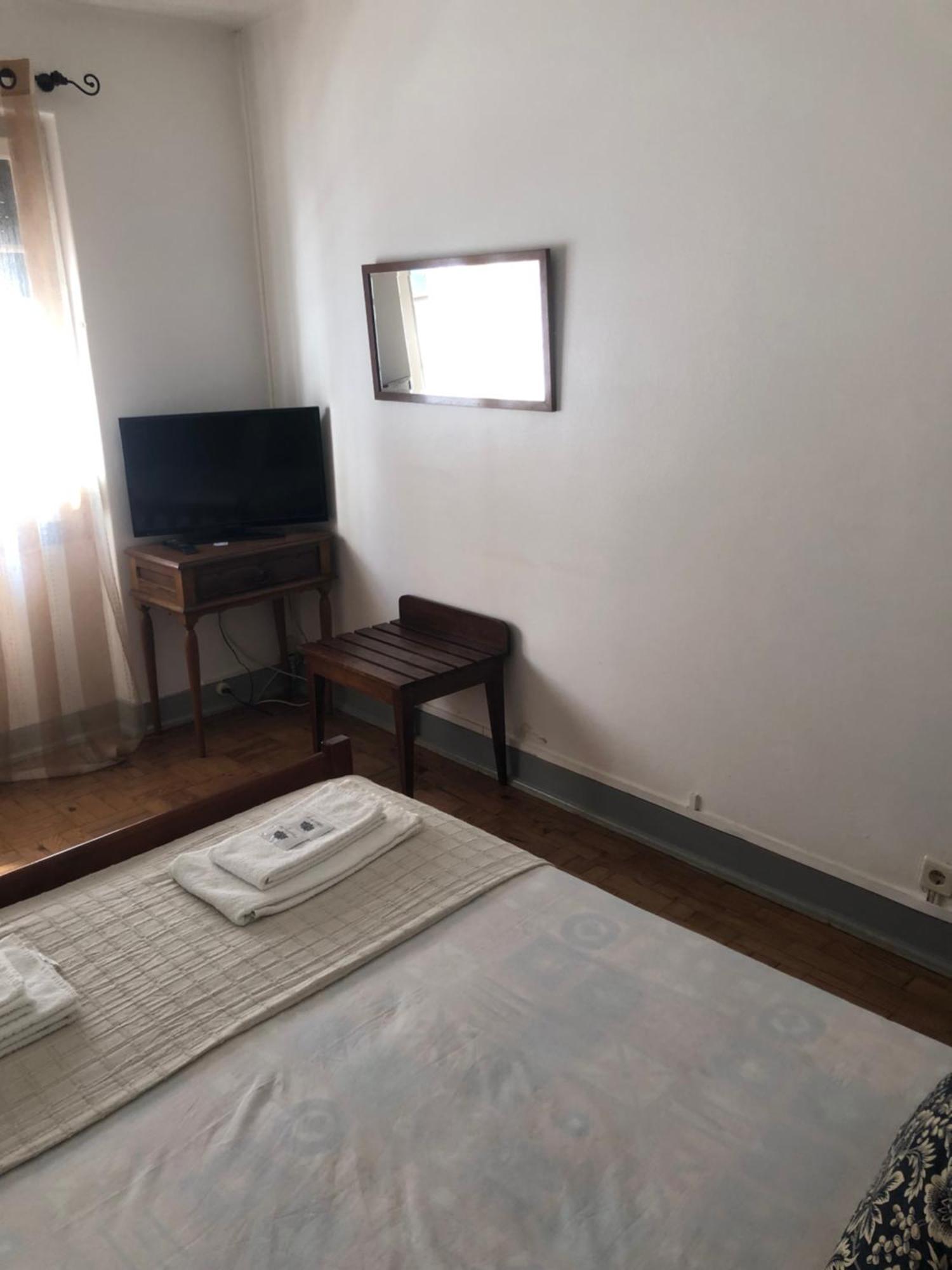 Apartamento Coracoes Unidos "A Pensao" Alcobaça Exterior foto