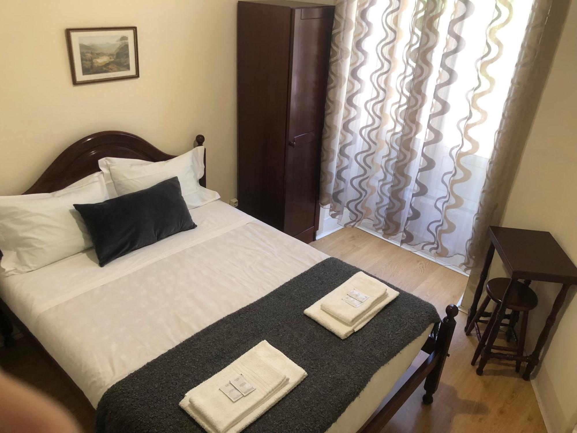Apartamento Coracoes Unidos "A Pensao" Alcobaça Exterior foto
